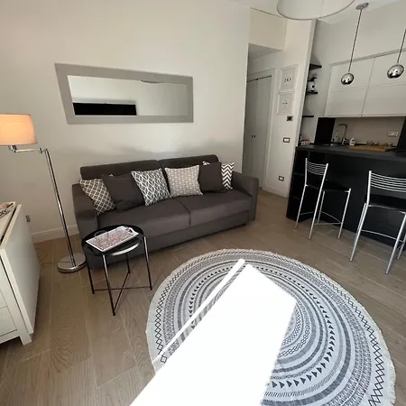 Ludovica's Luxury Apartment
